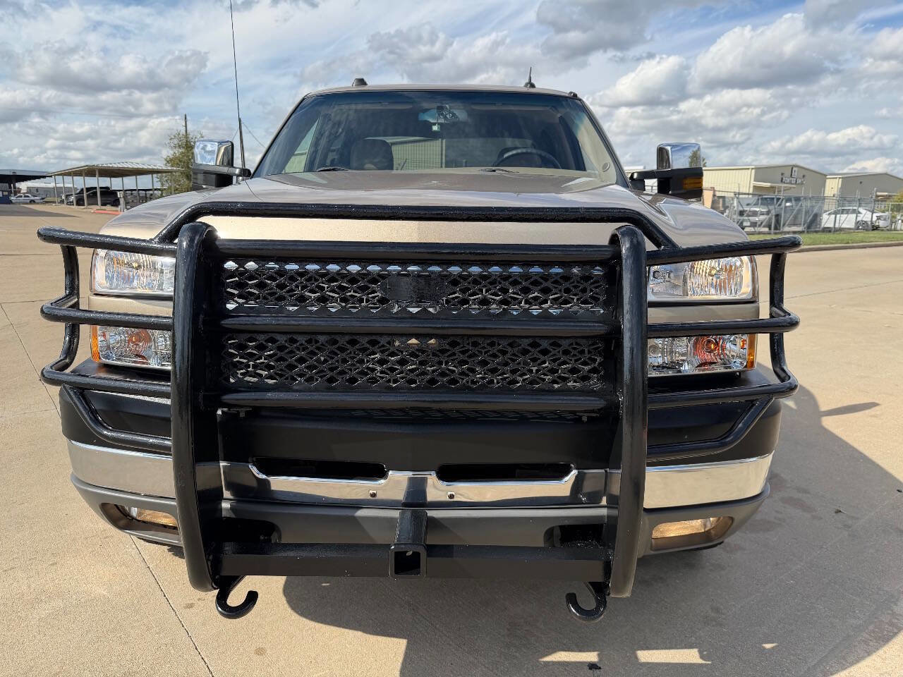 Used 2005 Chevrolet Silverado 2500 LT w/ Heavy-Duty Power Package AWD/4WD image 61