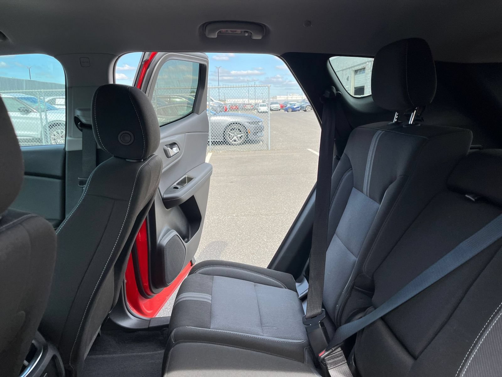 Used 2026 Chevrolet Blazer LT FWD image 39