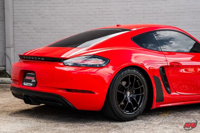 Used 2018 Porsche 718 Cayman RWD image 35