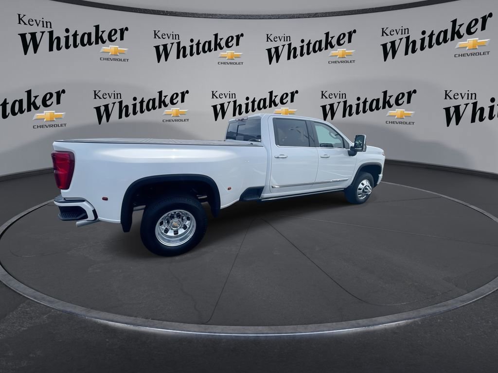 Certified 2024 Chevrolet Silverado 3500 High Country w/ High Country Premium Package AWD/4WD image 5