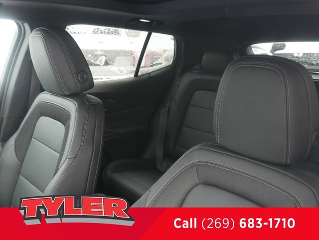 New 2026 Chevrolet Equinox EV LT w/ LPO, Blackout Package AWD/4WD image 37