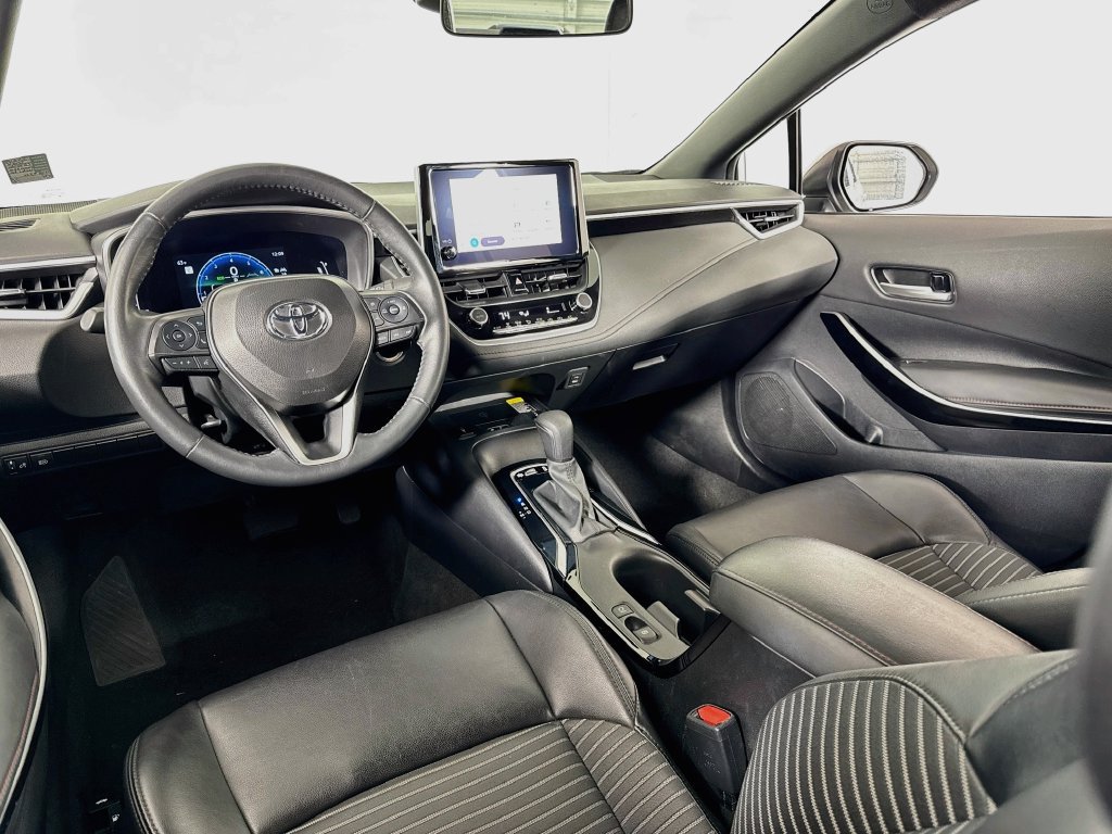 Used 2024 Toyota Corolla XSE FWD image 28