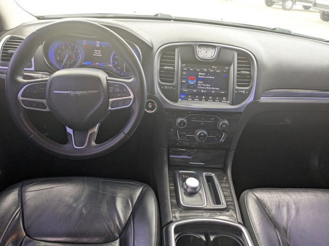 Used 2018 Chrysler 300 Touring L image 17