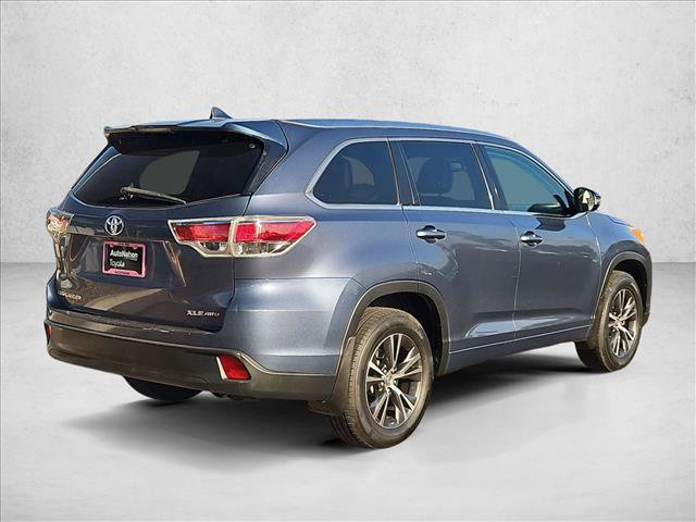 Used 2016 Toyota Highlander XLE AWD/4WD image 5