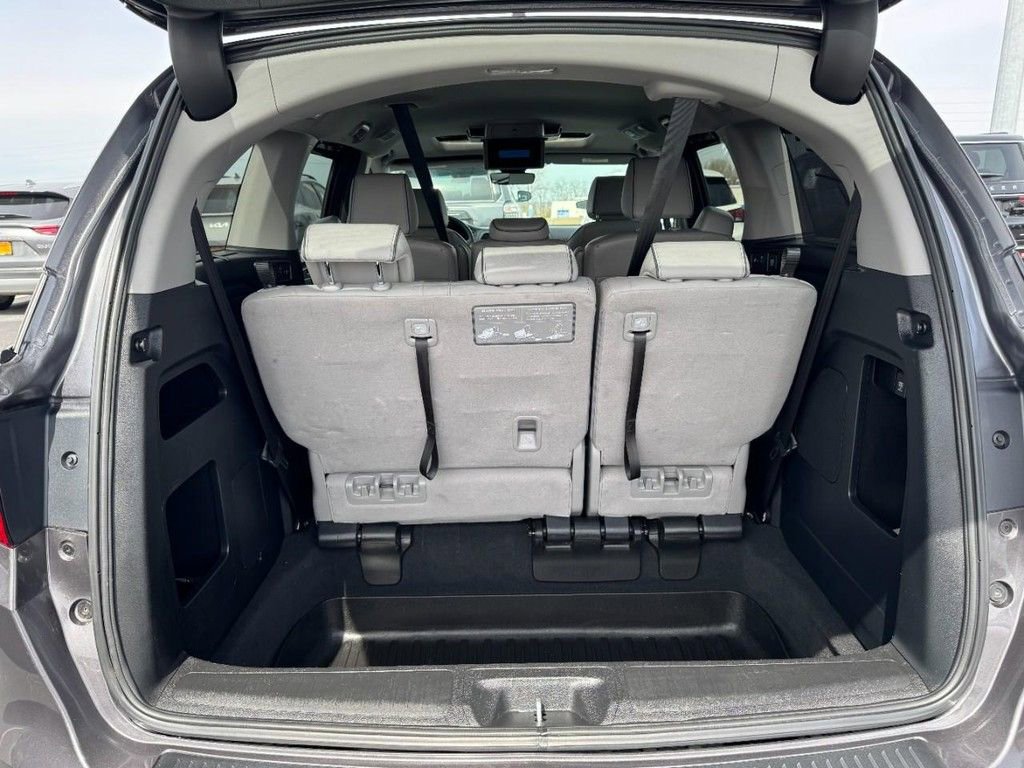 Used 2023 Honda Odyssey Elite image 6