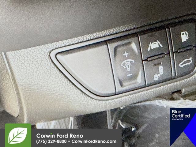 Used 2020 Genesis G70 2.0T image 13