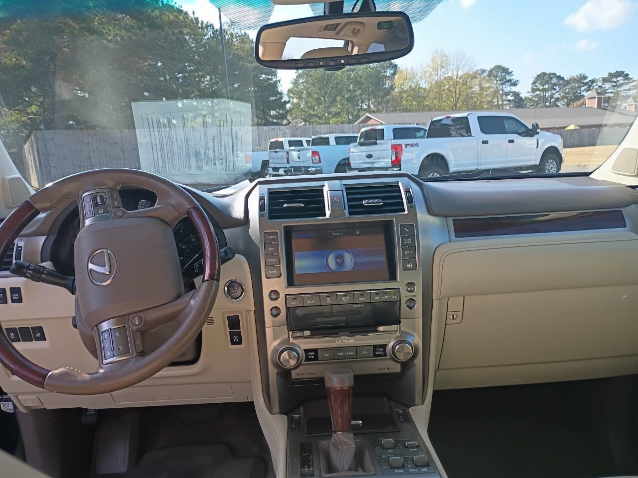 Used 2017 Lexus GX 460 Luxury image 10
