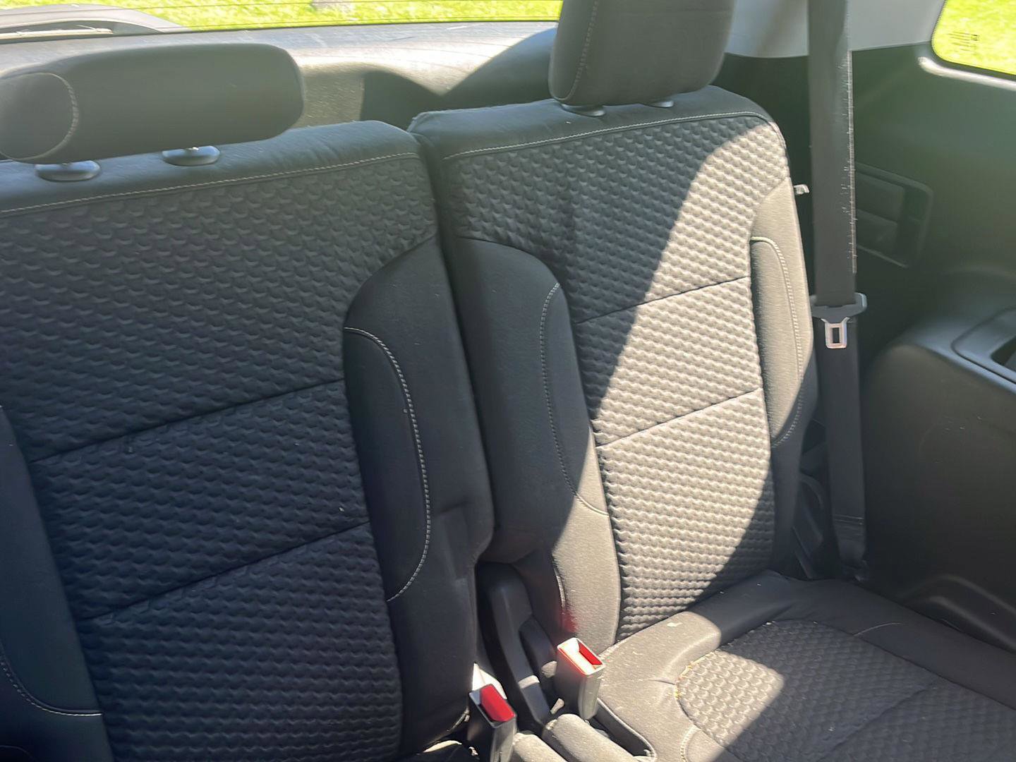 Used 2017 GMC Acadia SLE w/ Driver Alert Package I FWD image 27