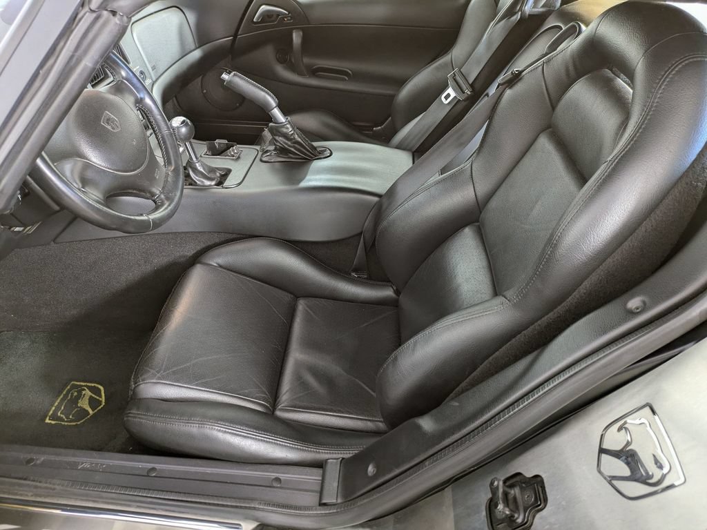 Used 2002 Dodge Viper RT/10 RWD image 10