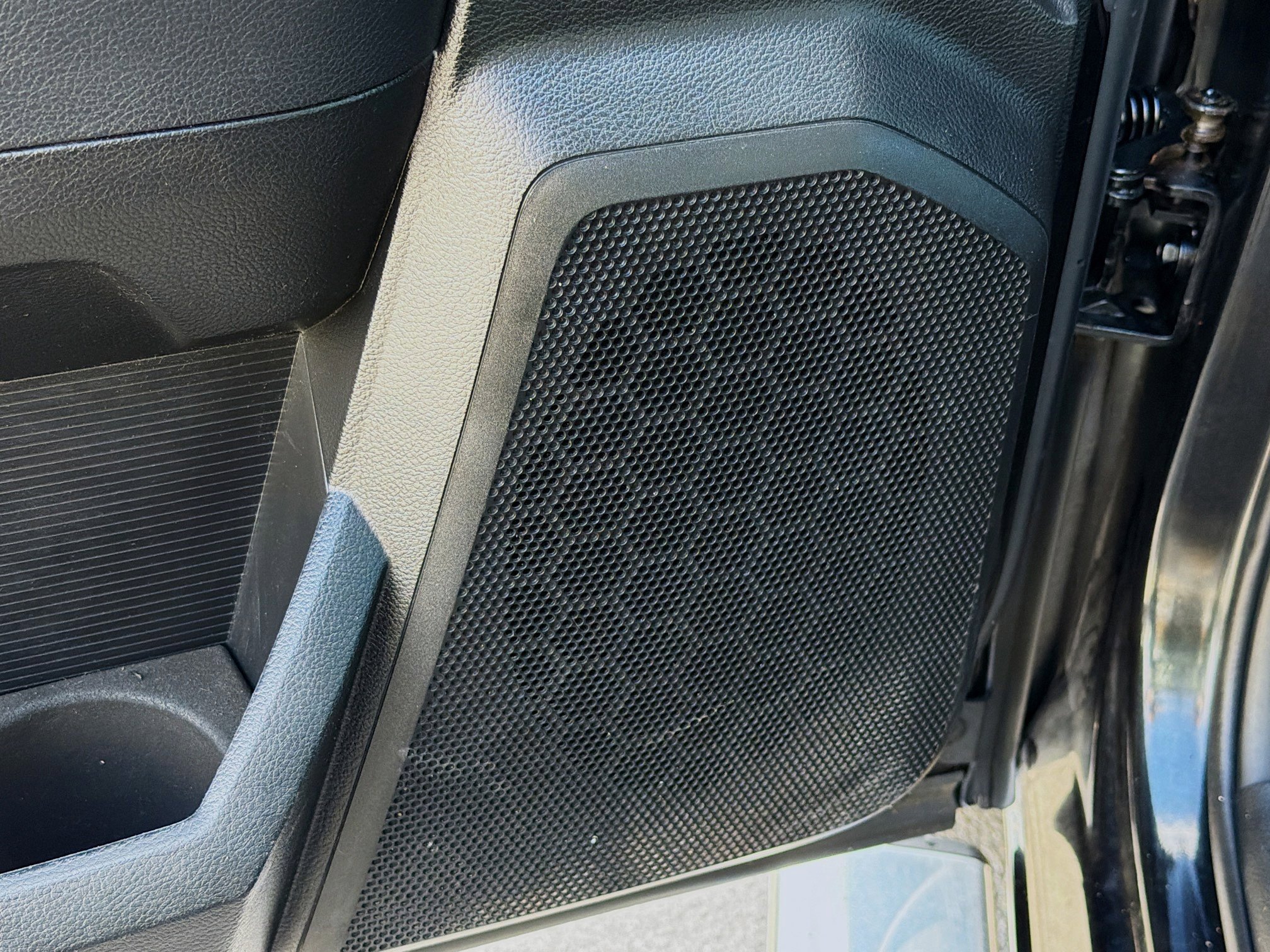 Used 2015 RAM 1500 Sport image 23