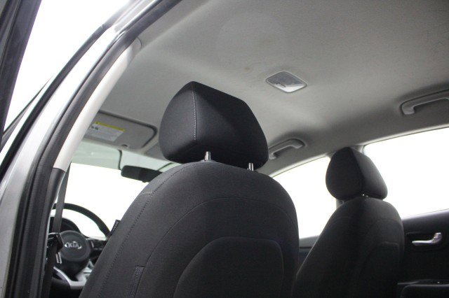 Used 2021 Kia Rio S image 27