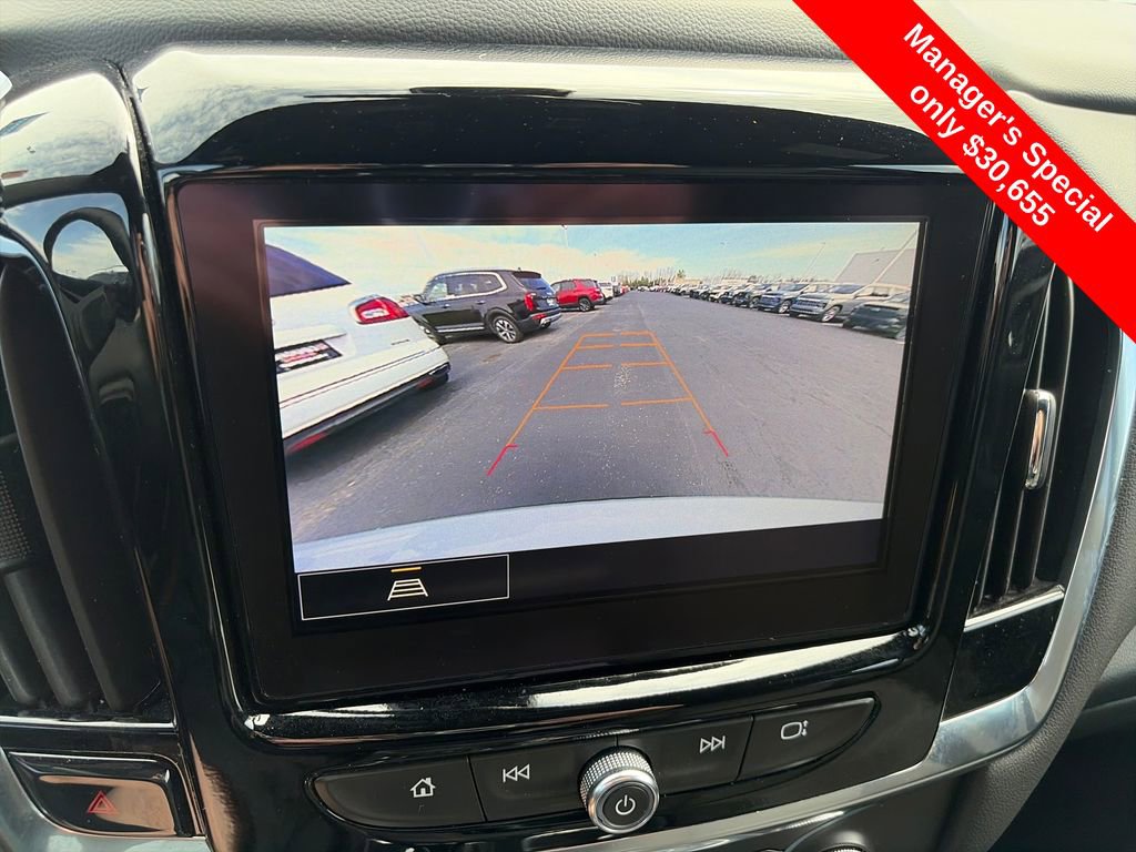 Used 2024 Chevrolet Traverse LT FWD image 25