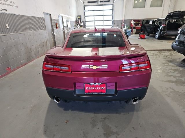 Used 2014 Chevrolet Camaro SS w/ RS Package RWD image 4