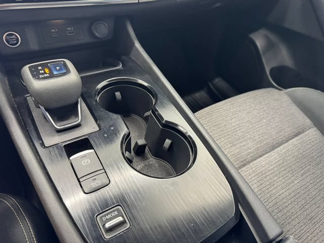 Used 2022 Nissan Rogue SV FWD image 37