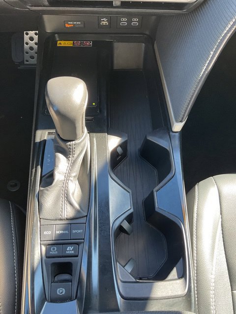 Used 2025 Toyota Camry SE FWD image 27