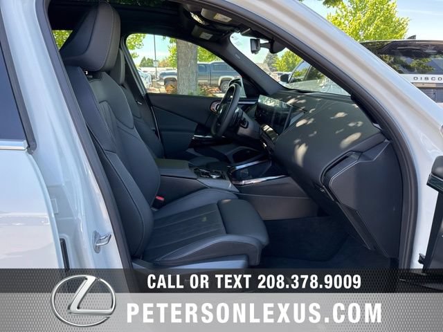 Used 2026 BMW X3 xDrive30i w/ Premium Package AWD/4WD image 12