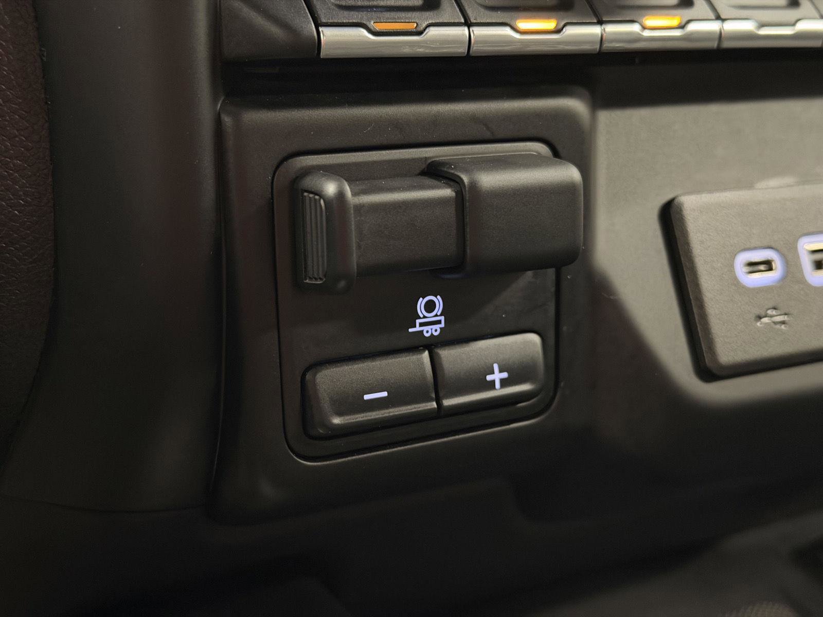 Certified 2021 GMC Sierra 3500 Denali w/ Denali Ultimate Package image 61