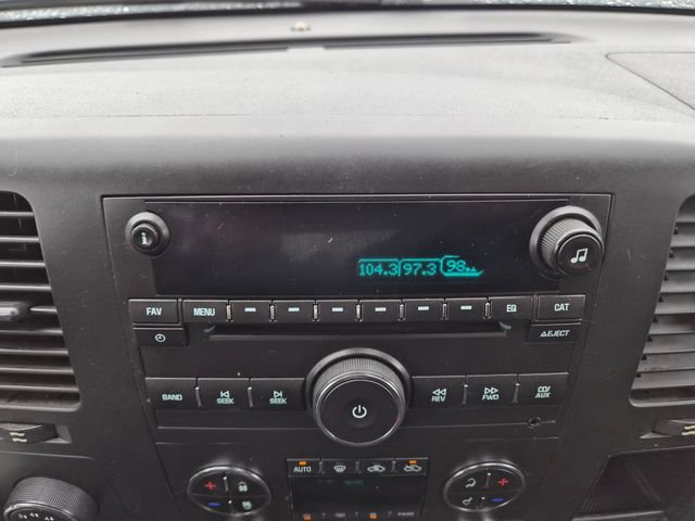 Used 2010 GMC Sierra 2500 SLE w/ SLE Preferred Package image 24