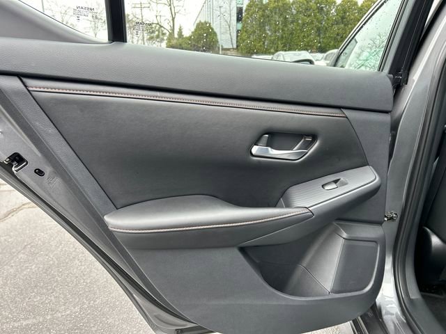 Certified 2023 Nissan Sentra SR w/ Trunk Package FWD image 22