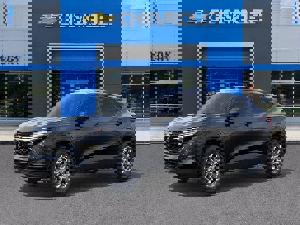 New 2026 Chevrolet Trax LS w/ LS Convenience Package image 2