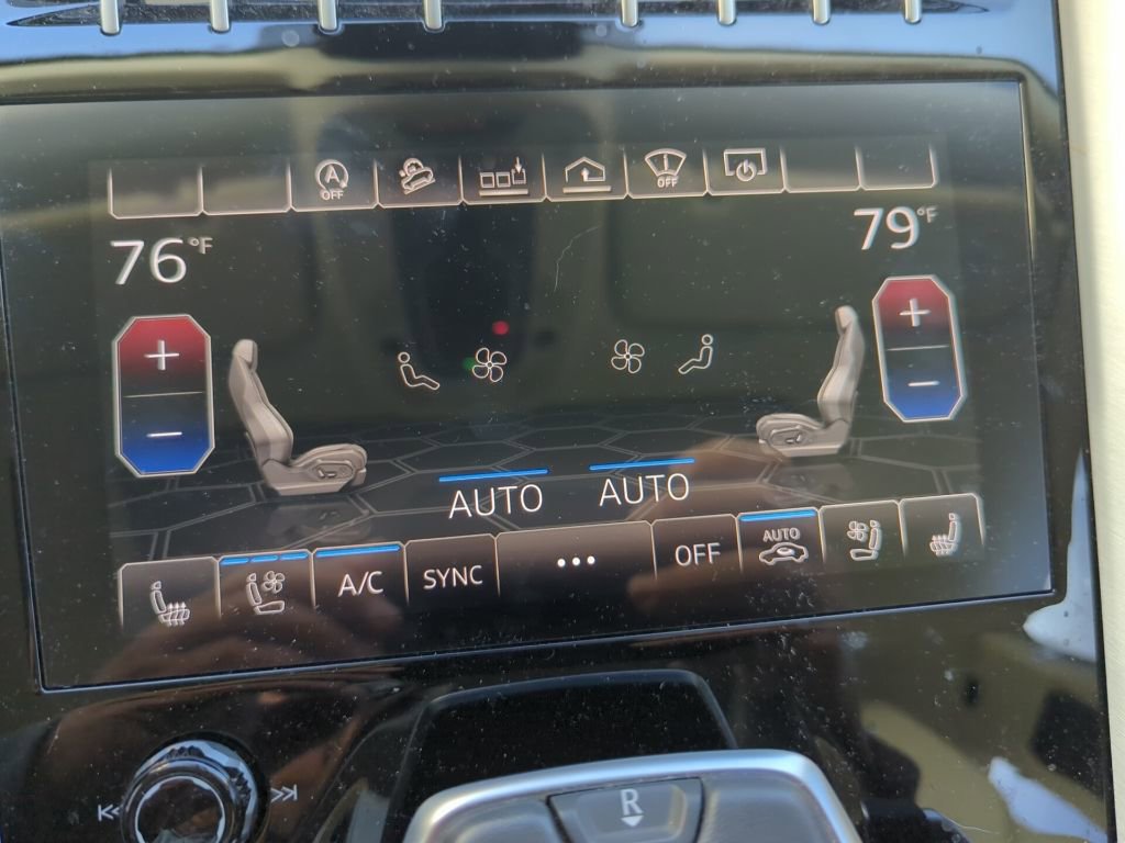 Used 2020 Lamborghini Urus image 20