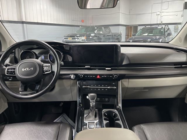 Used 2022 Kia Carnival SX image 14