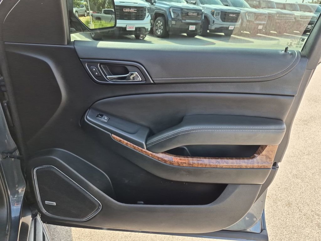 Used 2019 Chevrolet Suburban Premier AWD/4WD image 41