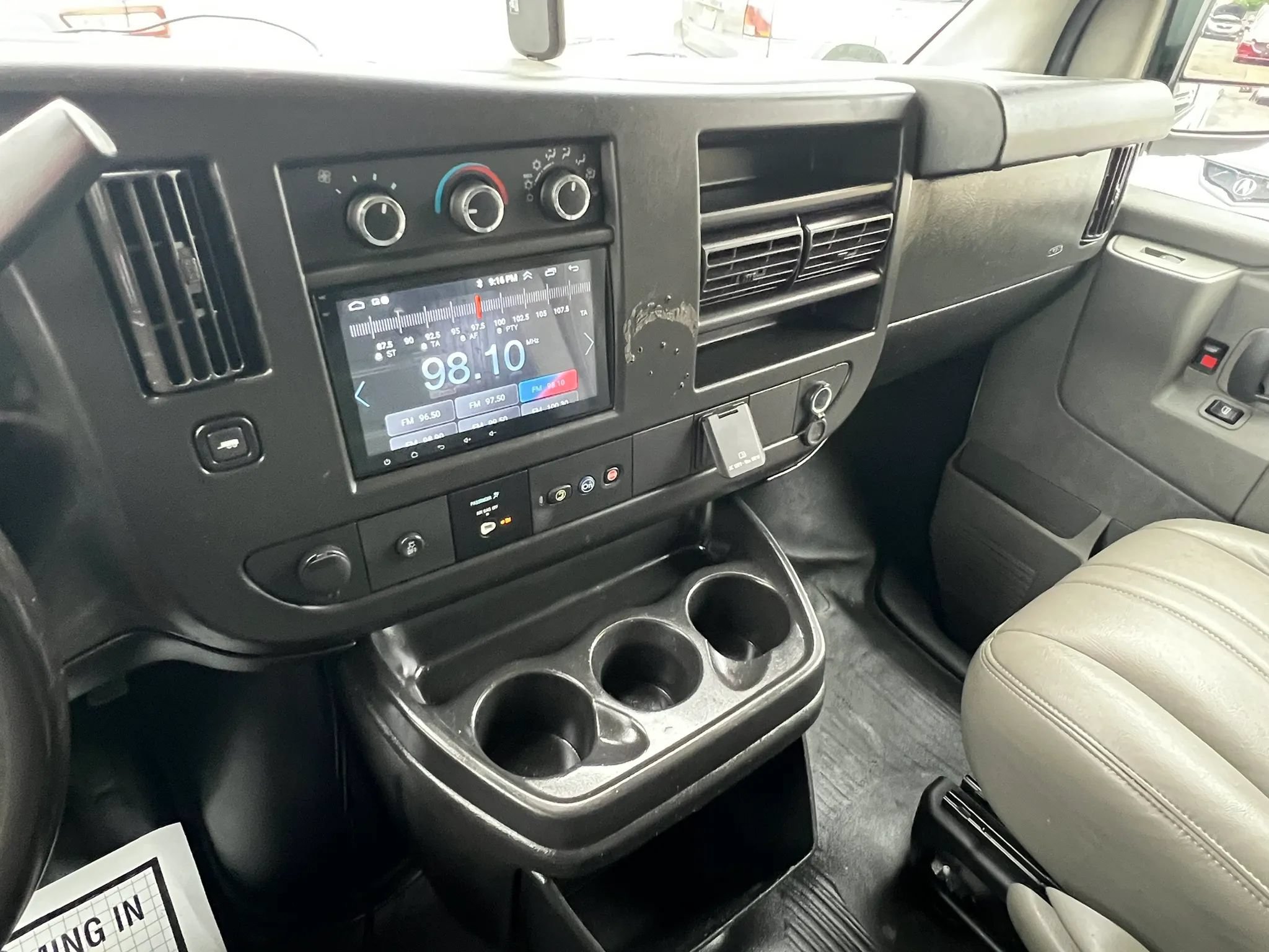 Used 2020 Chevrolet Express 2500 w/ Driver Convenience Package RWD image 26