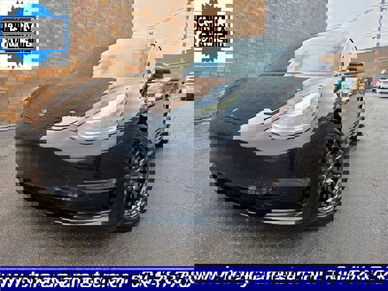 Used 2018 Tesla Model 3 Long Range image 1