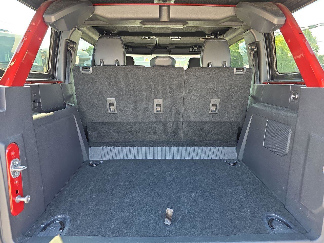 Used 2022 Ford Bronco Wildtrak image 15