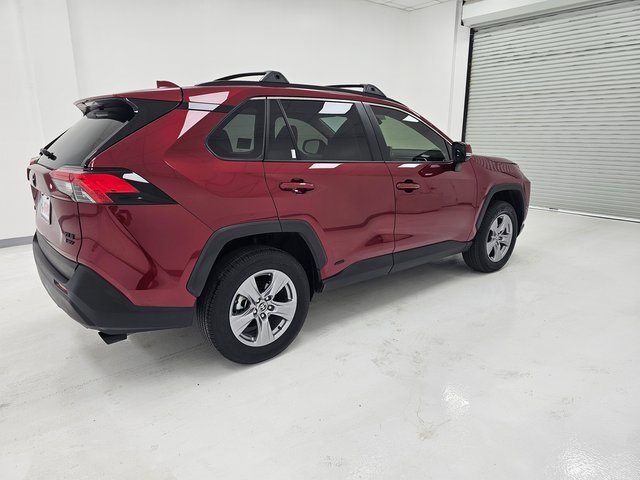 Used 2025 Toyota RAV4 XLE Premium image 41