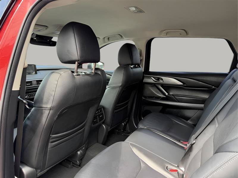 Used 2019 MAZDA CX-9 Touring FWD image 21