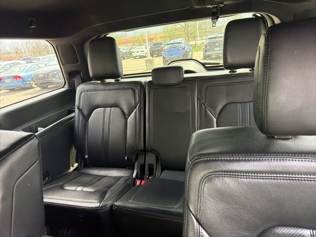 Used 2018 Ford Expedition Limited w/ Equipment Group 301A image 10