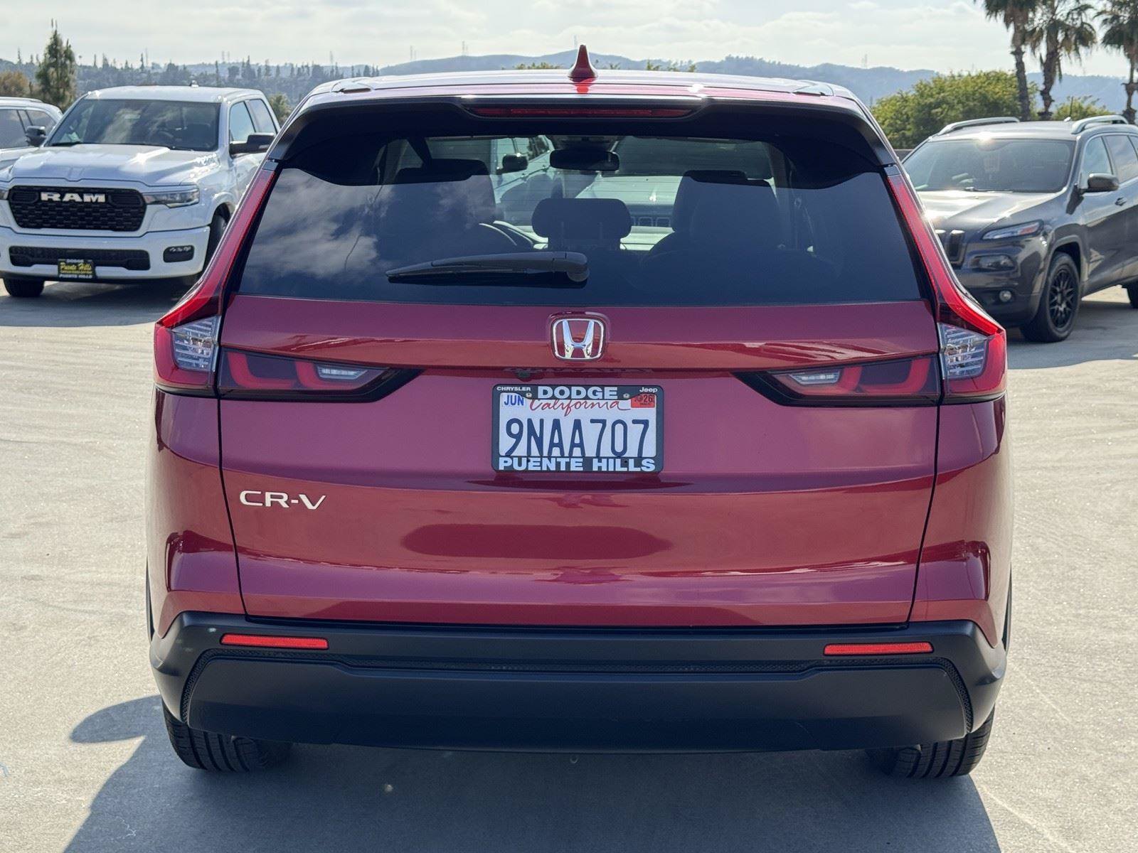 Used 2025 Honda CR-V EX image 5