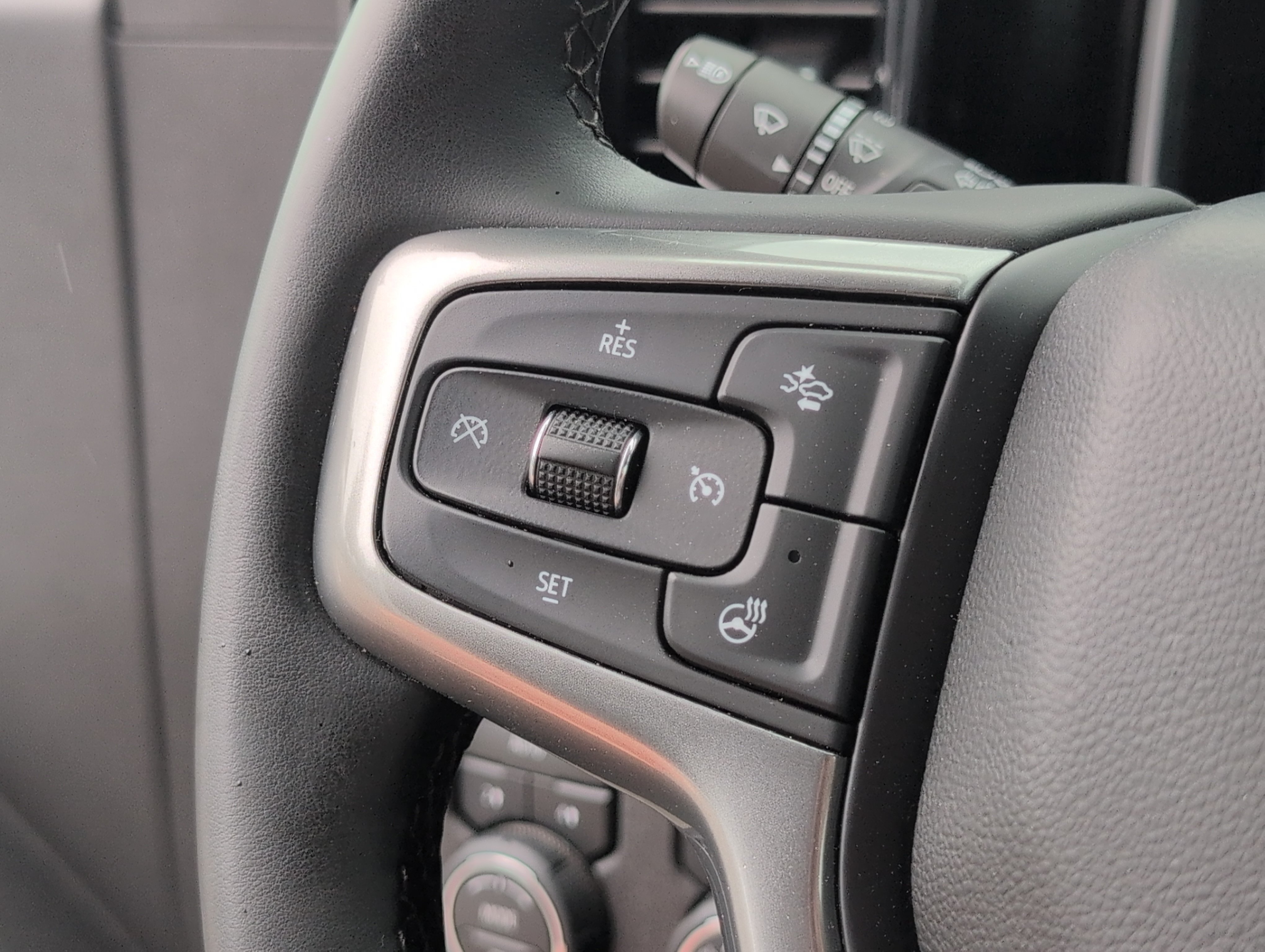 Used 2026 Chevrolet Silverado 1500 LT AWD/4WD image 25