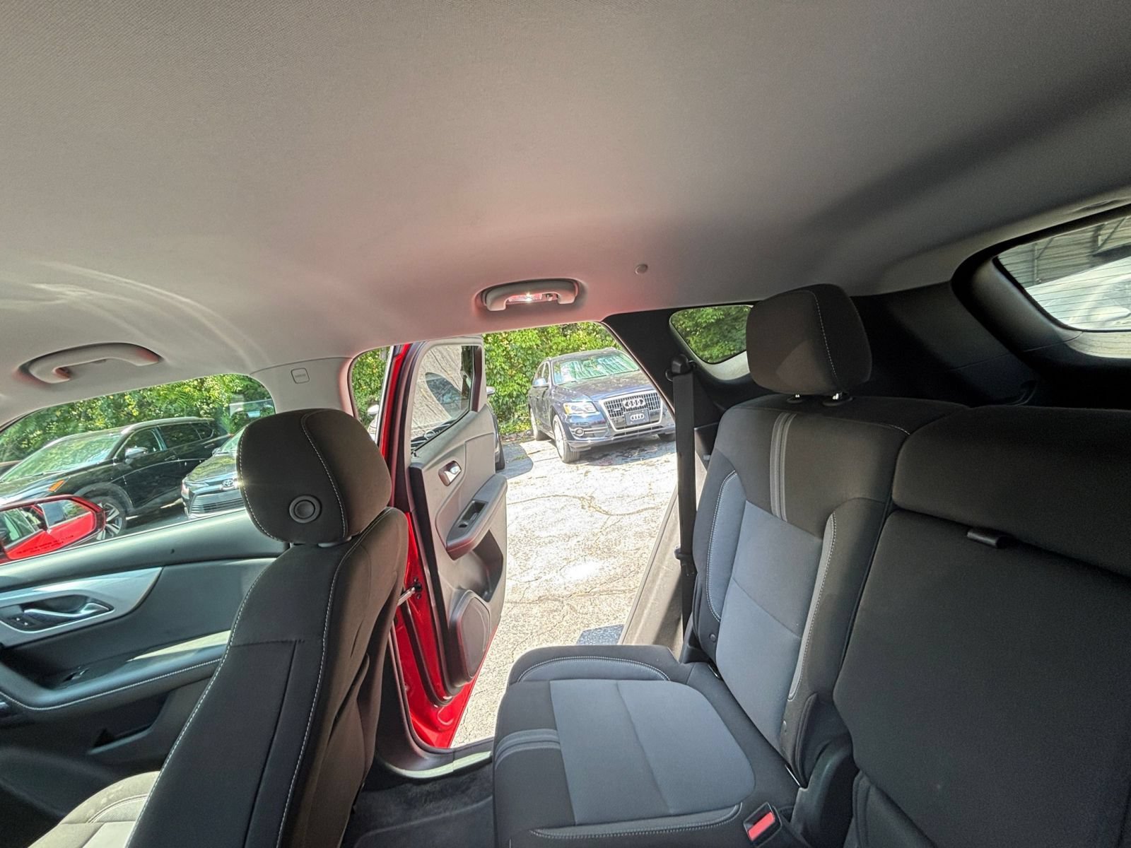 Used 2026 Chevrolet Blazer LT FWD image 34