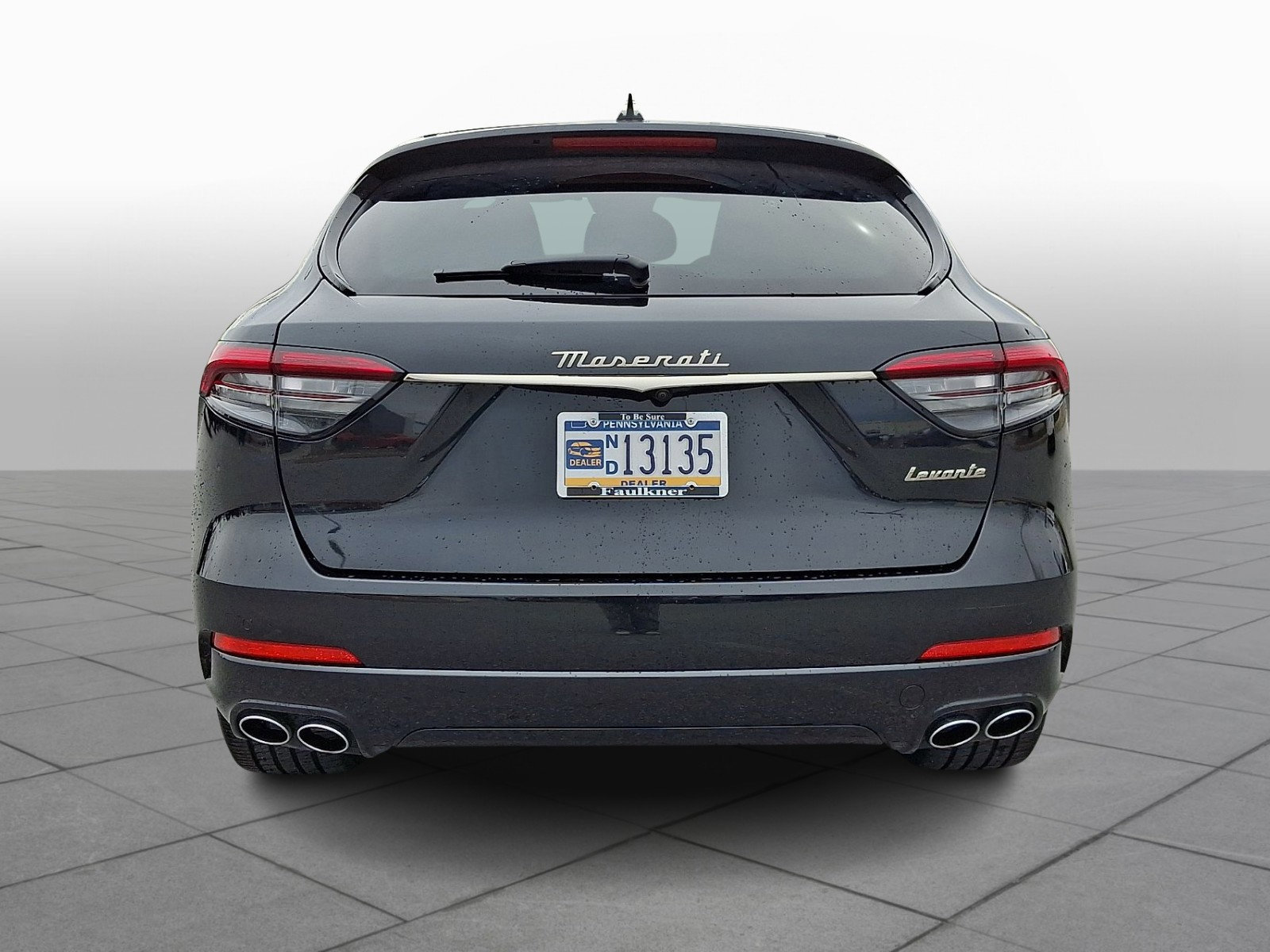 Used 2024 Maserati Levante GT Ultima image 5