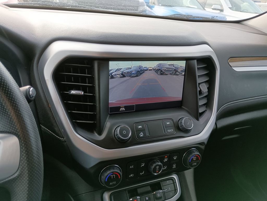 Used 2023 GMC Acadia SLE w/ Driver Convenience Package FWD image 23