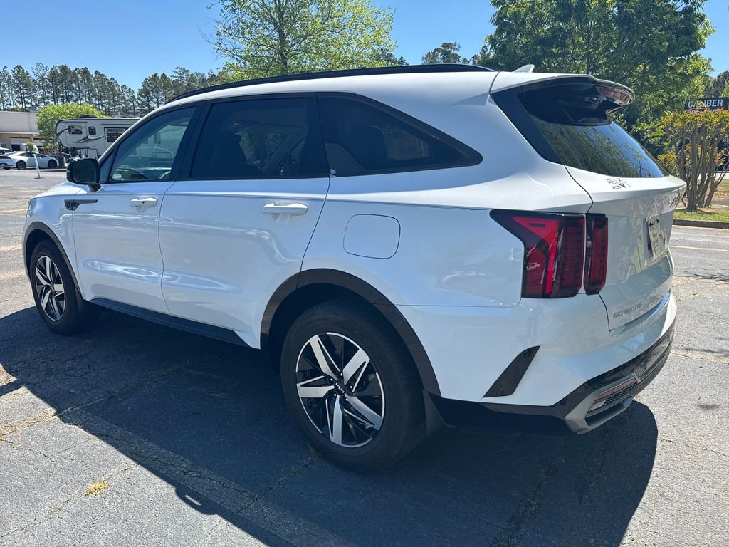 Used 2023 Kia Sorento EX FWD image 11