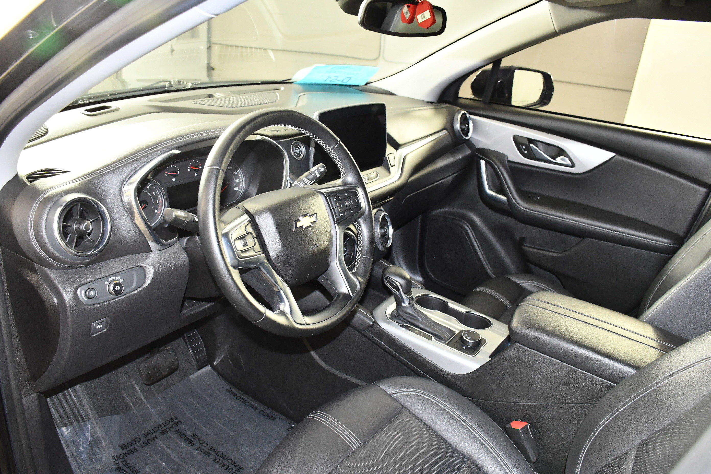 Used 2023 Chevrolet Blazer LT w/ Midnight/Sport Edition AWD/4WD image 2