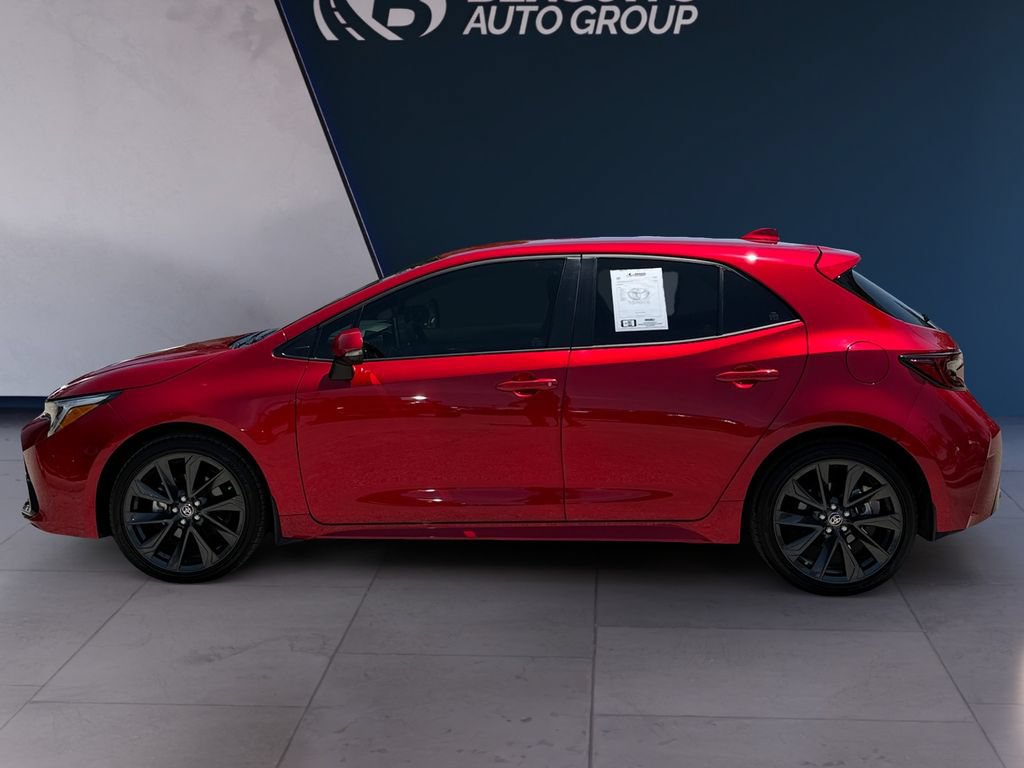 Used 2025 Toyota Corolla XSE FWD image 2