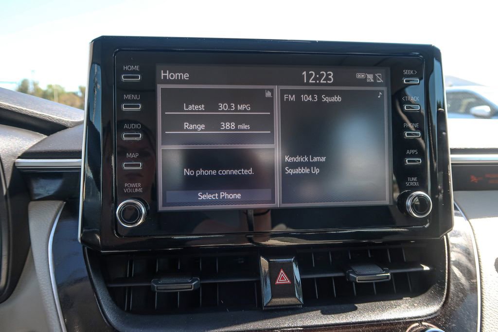 Used 2020 Toyota Corolla LE w/ LE Premium Package image 34