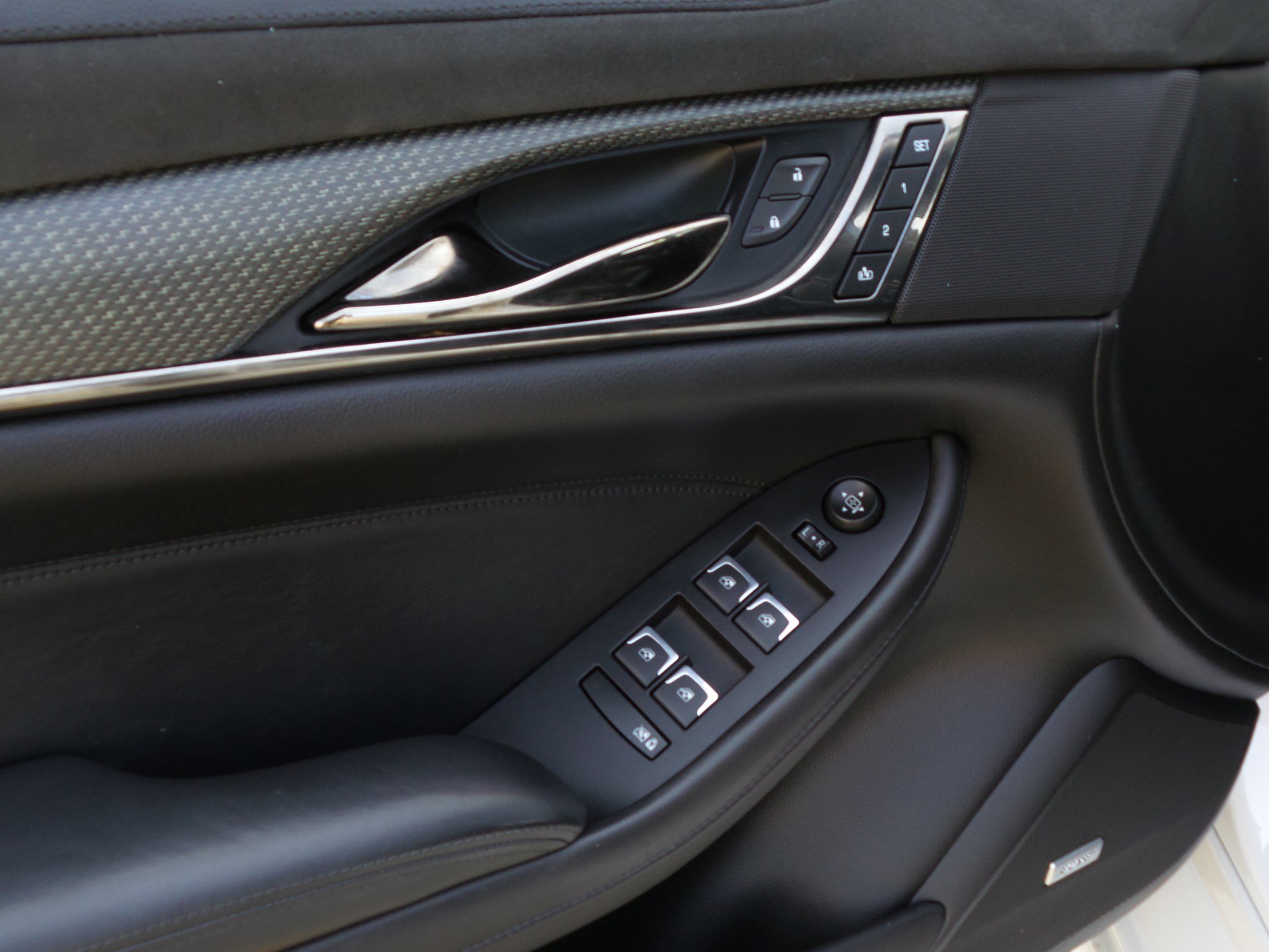 Used 2019 Cadillac CTS V w/ Carbon Fiber Package image 28