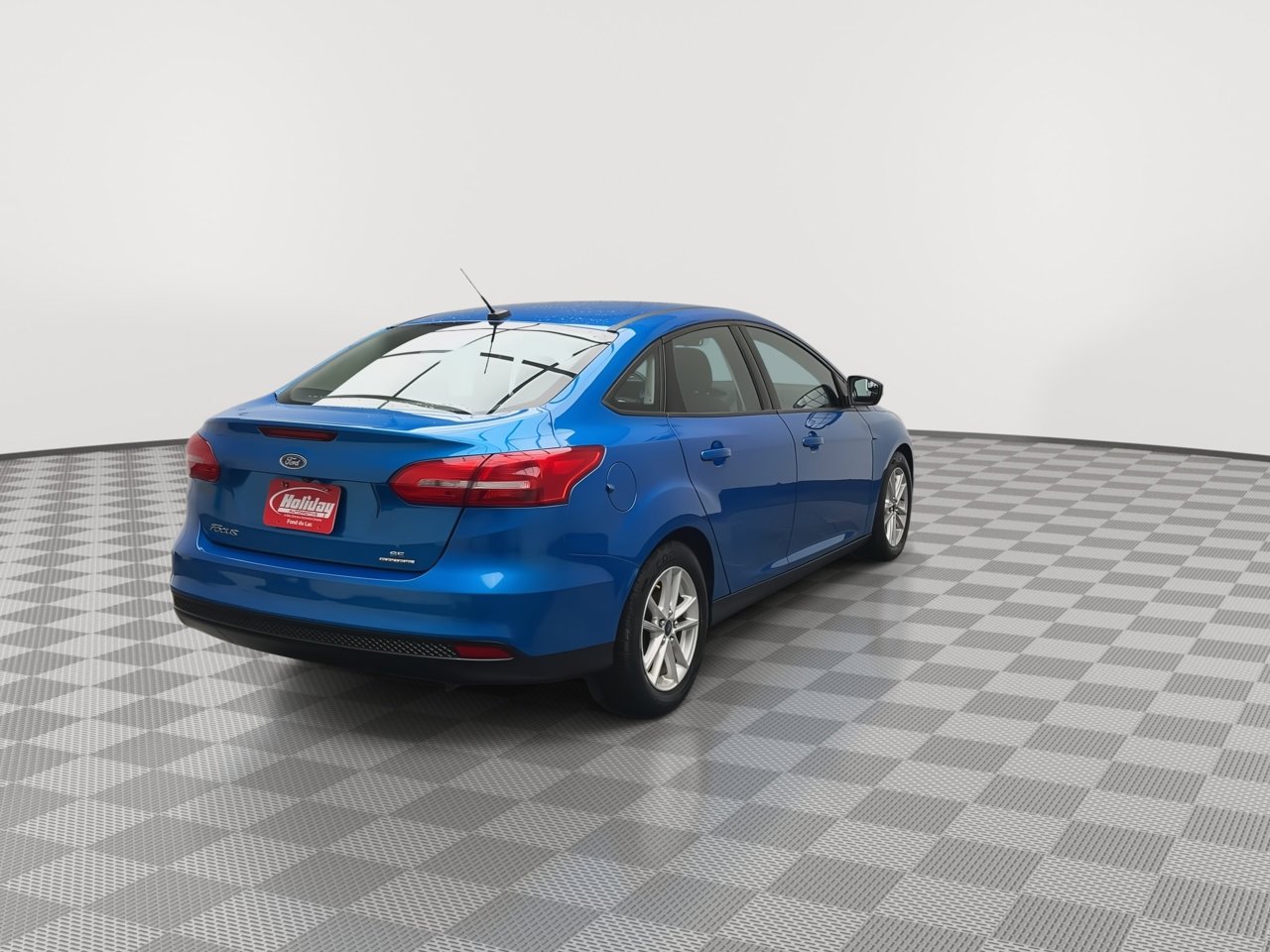 Used 2015 Ford Focus SE w/ SE Cold Weather Package image 31