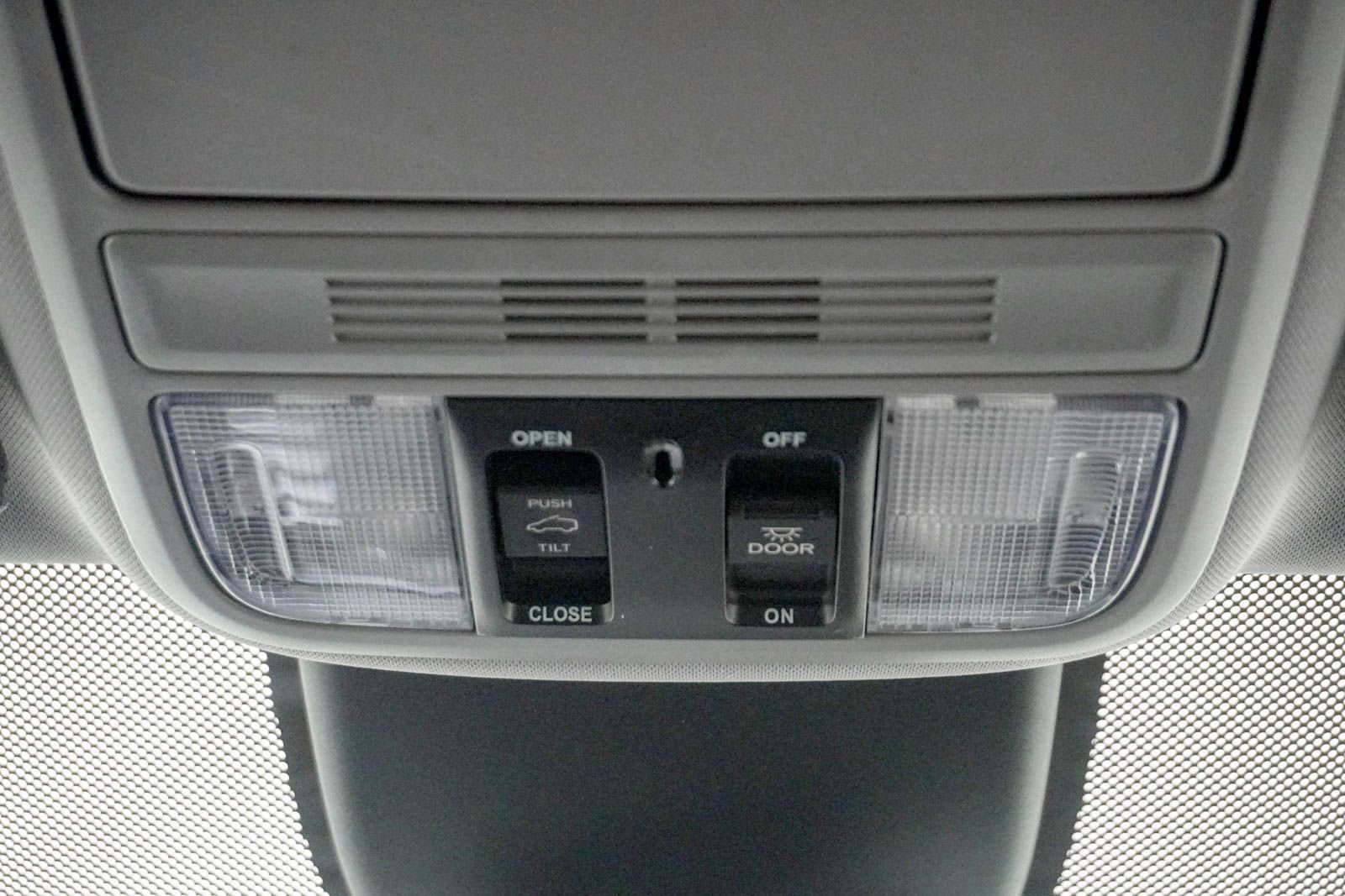 Used 2022 Honda Odyssey EX-L image 28