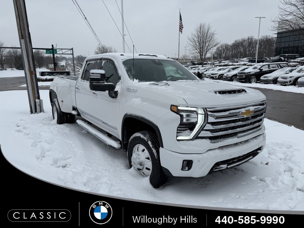 Used 2025 Chevrolet Silverado 3500 High Country w/ High Country Premium Package image 1