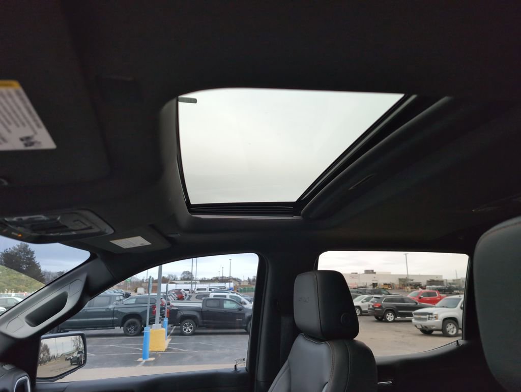 Used 2020 GMC Sierra 1500 AT4 w/ AT4 Premium Package image 14