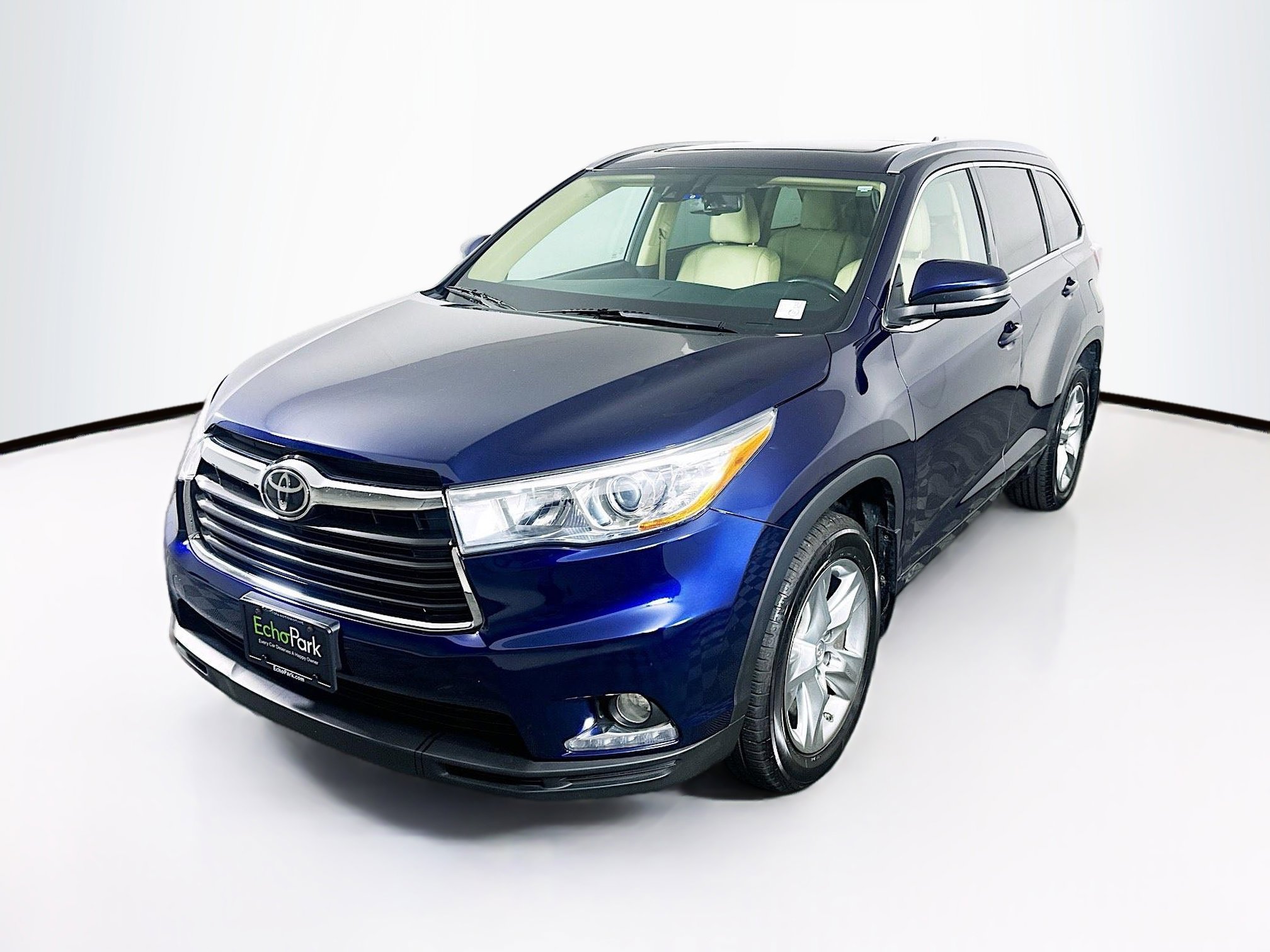Used 2015 Toyota Highlander Limited Platinum image 3