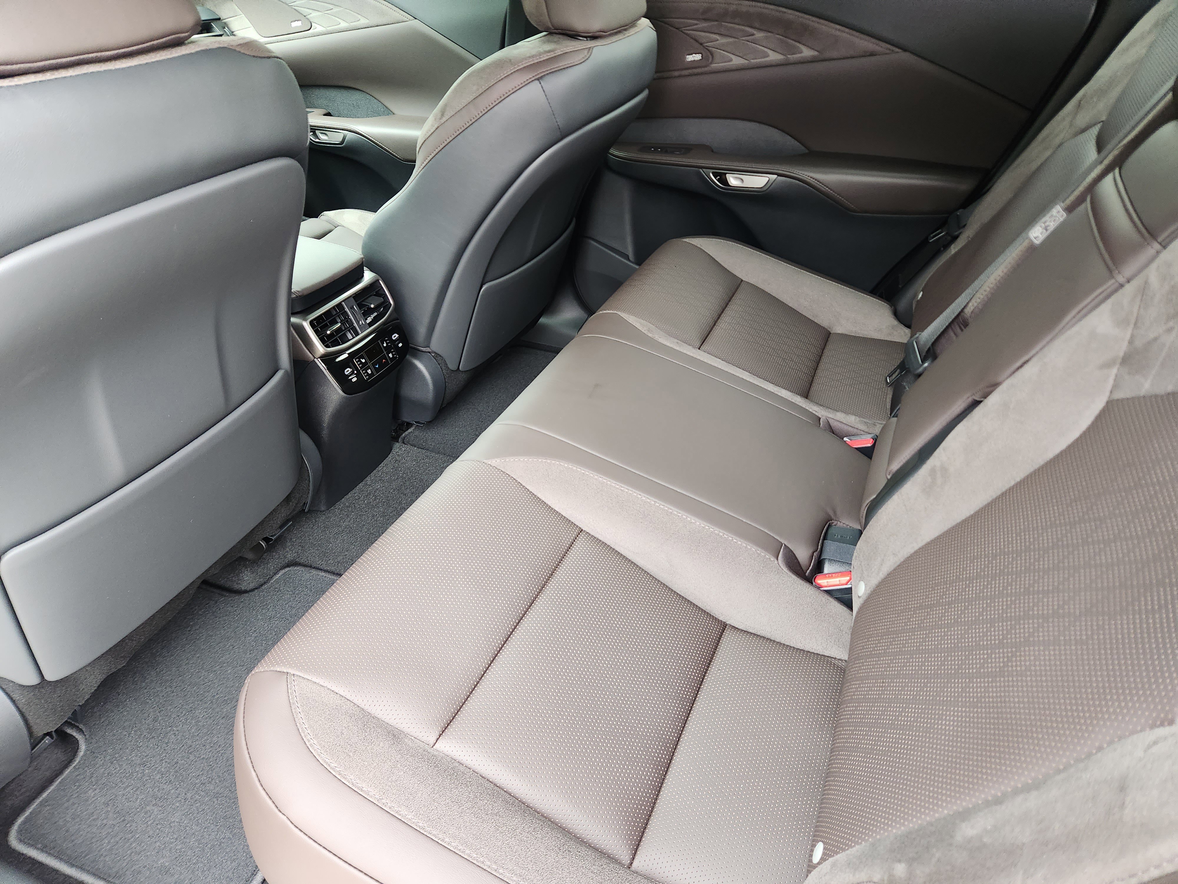 New 2026 Lexus RX 350 AWD/4WD image 18