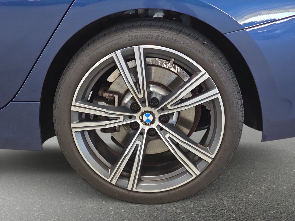 Certified 2023 BMW 330i Sedan w/ Premium Package RWD image 31